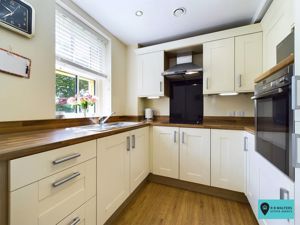 Kitchen - click for photo gallery